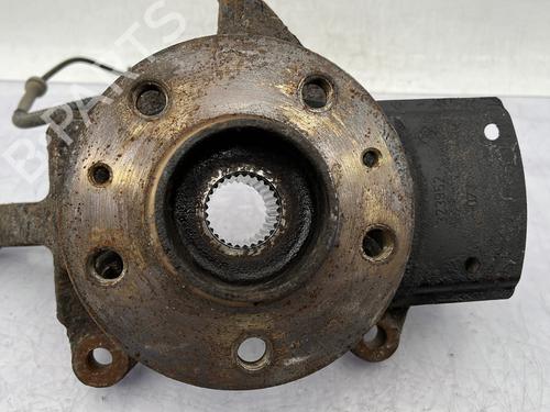 Left front steering knuckle RENAULT TRAFIC III Van (FG_) 1.6 dCi 120 (FGMK) | BP26617800M25 