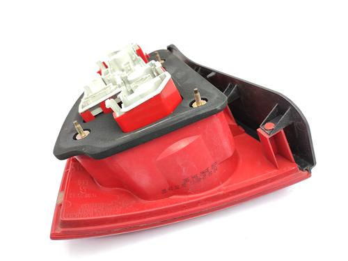 Right taillight VW PASSAT B5.5 (3B3) 1.9 TDI | BP23739289C35 