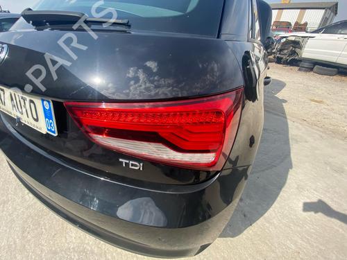 Dashboard AUDI A1 Sportback (8XA, 8XF) 1.4 TDI | BP37451023C46 - Image 10