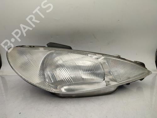 Used Right headlight PEUGEOT 206 Hatchback (2A/C) 1.4 i (75 hp) 29071468
