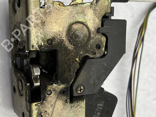 Front left lock MERCEDES-BENZ SPRINTER 2-t Van (B901, B902) 211 CDI (901.661, 901.662, 902.661, 902.662) | BP32302086C98