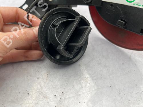 fuel-flap-renault-clio-iv-bh_-2012-2013-2014-2015-2016-2017-2018-2019-2020-2021-34000428 main image