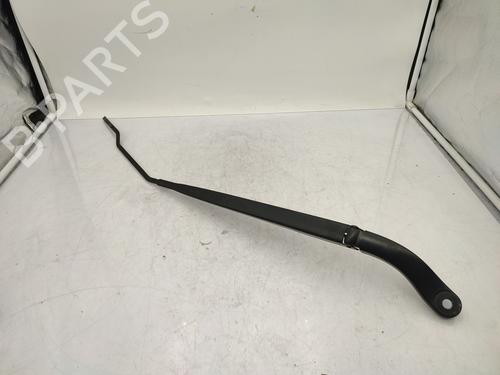 Used Front windshield wiper arm RENAULT MEGANE IV Hatchback (B9A/M/N_) 1.6 dCi 165 (163 hp) 23684051