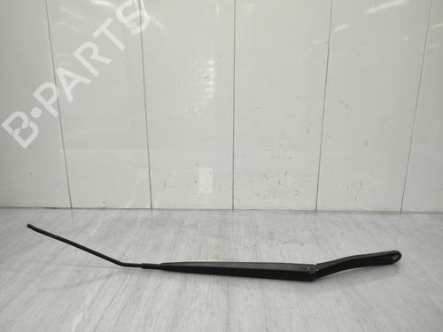 Used Front windshield wiper arm Front windshield wiper arm RENAULT CLIO IV (BH_) 1.5 dCi 75 (75 hp) 23719217 23719217