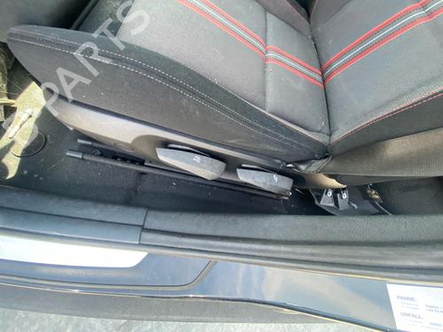 Seats set BMW X1 (E84) sDrive 18 i | BP37475384C78 - Image 59