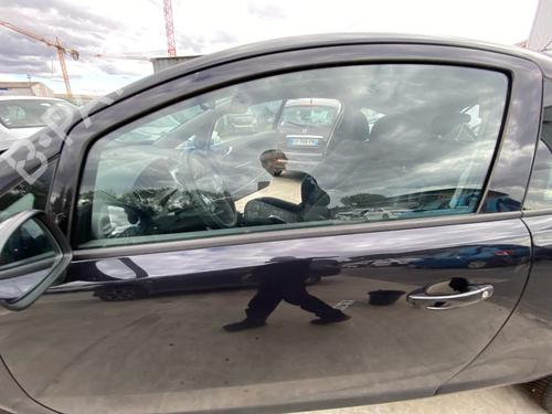 Used Left front door Left front door 38744965 38744965