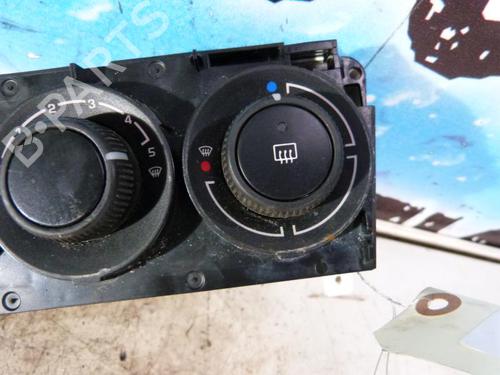 Used Climate control Climate control PEUGEOT 308 I (4A_, 4C_) 1.6 HDi (90 hp) 23668330 23668330