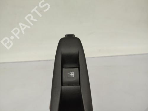 right-rear-window-switch-renault-captur-i-j5_-h5_-2013-23677264 main image