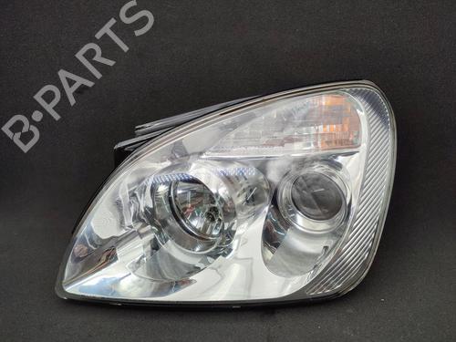 Left headlight KIA CARENS III MPV (UN) 2.0 CRDi 140 | BP23710204C28 - Image 8