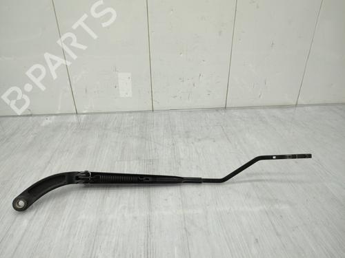 Front windshield wiper arm RENAULT CLIO IV (BH_) 1.5 dCi 75 | BP23719218C143 