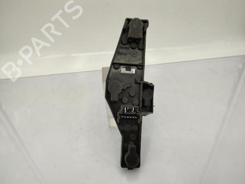 Lamp holder RENAULT LAGUNA II Grandtour (KG0/1_) 1.9 dCi (KG0G) | BP23666788L10 