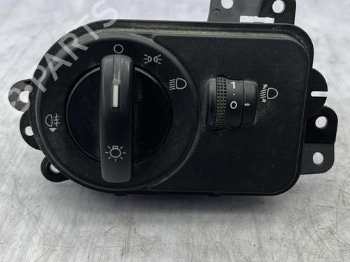 Used Headlight switch FORD FIESTA V (JH_, JD_) 1.3 (69 hp) 23705412