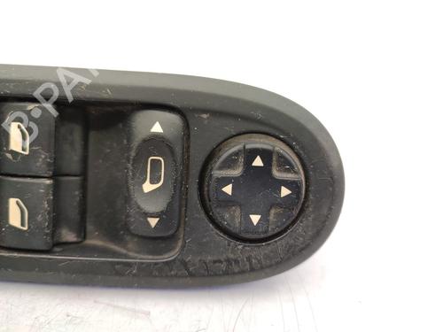 Used Left front window switch Left front window switch 23722833 23722833