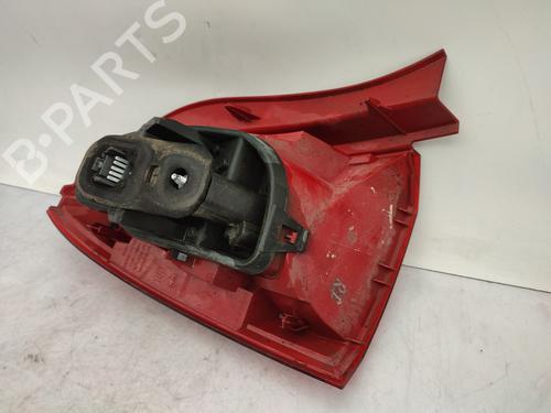 Used Right taillight Right taillight RENAULT TWINGO II (CN0_) 1.5 dCi 75 (75 hp) 27617476 27617476