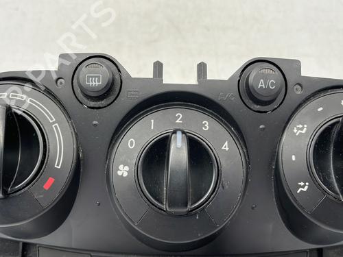 Climate control MAZDA 2 (DE_, DH_) 1.4 MZR-CD | BP30735979I5 - Image 6