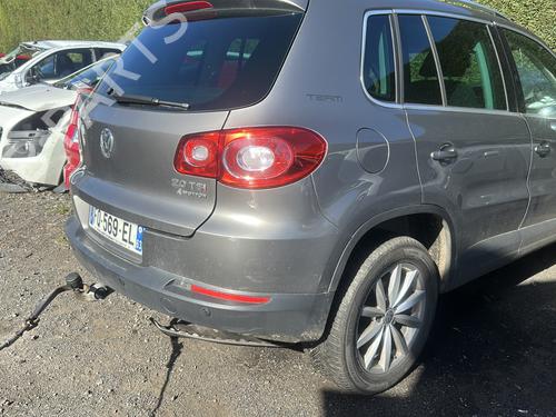 Left tailgate light VW TIGUAN (5N_) 2.0 TFSI 4motion | BP32731957C79 - Image 4