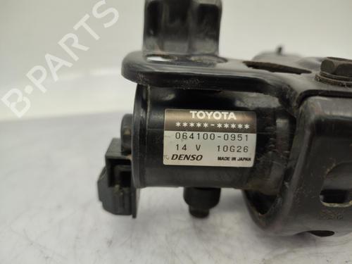 other-toyota-prius-liftback-_w2_-2003-2004-2005-2006-2007-2008-2009-2010-23722161 main image