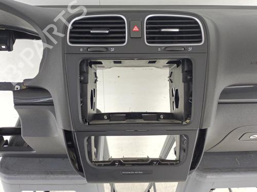 Dashboard VW GOLF VI (5K1) 1.6 TDI | BP23718679C46  - Image 8