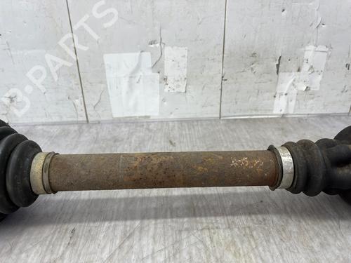 Used Right front driveshaft Right front driveshaft 36819304 36819304