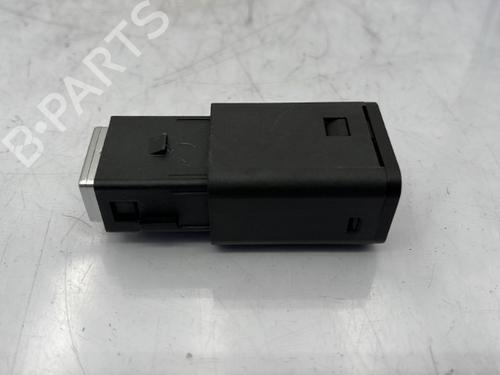 Used Electronic module Electronic module PEUGEOT 2008 II (UD_, US_, UY_, UJ_, UR_, UC_) 1.5 BlueHDI 130 (131 hp) 23758437 23758437