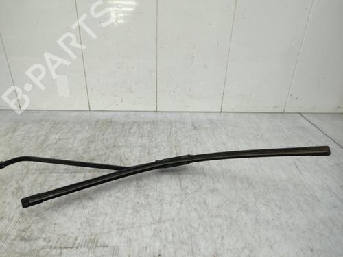 Used Front windshield wiper arm RENAULT SCÉNIC III (JZ0/1_) 1.5 dCi (106 hp) 23718934