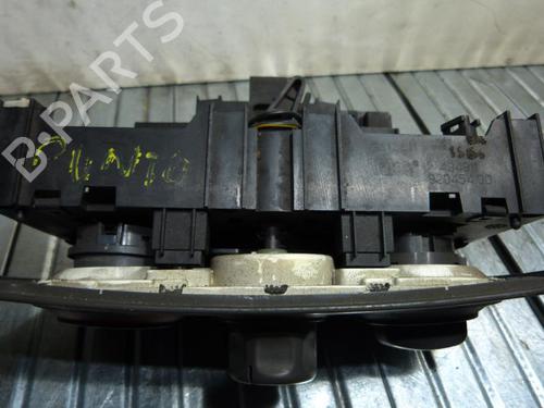 Used Climate control FIAT PUNTO (176_) 60 1.2 (58 hp) 23665702