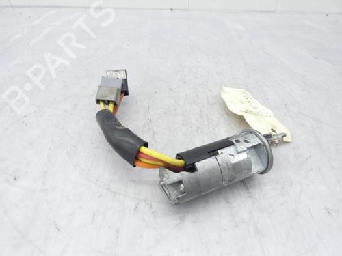 Used Ignition barrel Ignition barrel RENAULT CLIO I (B/C57_, 5/357_) 1.9 D (B/C/S576, B/C/S57L) (64 hp) 23699190 23699190