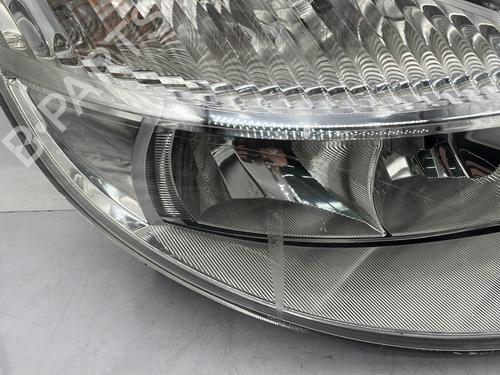 Right headlight RENAULT SCÉNIC II (JM0/1_) 1.9 dCi (JM0G, JM12, JM1G, JM2C) | BP30129218C29