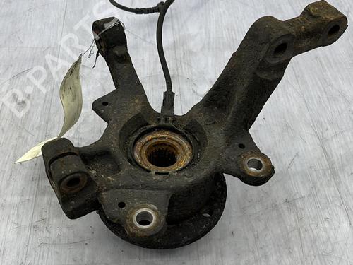 Used Left front steering knuckle RENAULT CLIO III (BR0/1, CR0/1) 1.5 dCi (C/BR0G, C/BR1G) (68 hp) 23670589