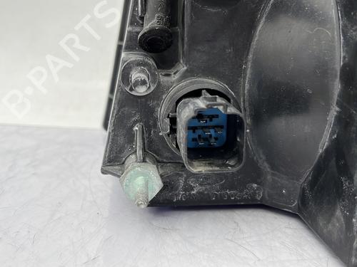 right-headlight-ford-transit-van-fa_-_-2000-2001-2002-2003-2004-2005-2006-26713696 main image