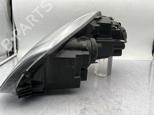 Right headlight VW GOLF V (1K1) 1.9 TDI | BP29839247C29