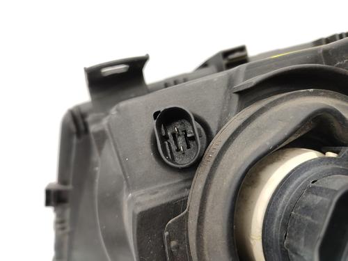 Right headlight BMW 3 Coupe (E46) 323 Ci | BP23680694C29 