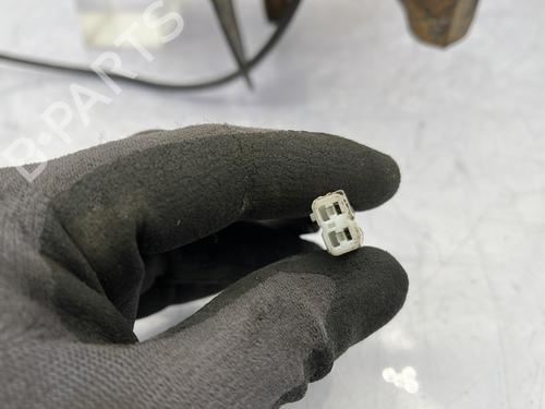 Used Left front steering knuckle Left front steering knuckle SUZUKI GRAND VITARA I (FT, HT) 2.0 HDI 110 16V 4x4 (SQ420D, TD83V, JA420WD) (109 hp) 23684405 23684405