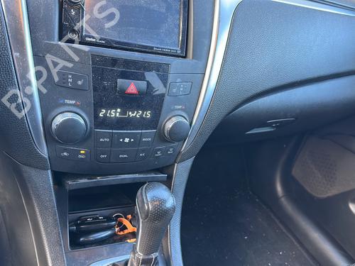 Used Parts SUZUKI KIZASHI (FR)  2.4 4x4 (A6B424)  4611724