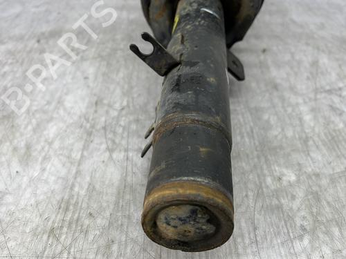 Used Right front shock absorber Right front shock absorber CITROËN C3 I (FC_, FN_) 1.4 HDi (68 hp) 33631106 33631106