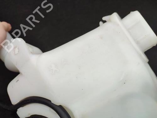 Windscreen washer tank PEUGEOT 208 I (CA_, CC_) 1.0 VTi | BP23677929C113