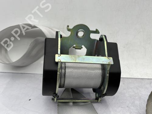 rear-right-seatbelt-renault-megane-iii-hatchback-bz01_-b3_-2008-23683355 main image