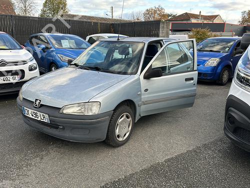 Rear parcel shelf PEUGEOT 106 II (1A_, 1C_) 1.1 i | BP23740798C85 