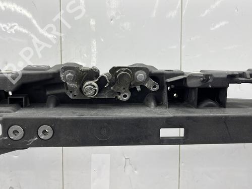 Frontplade/Frontkurv Frontplade/Frontkurv OPEL CORSA F (P2JO) 1.2 (68) (101 hp) 33569243 33569243