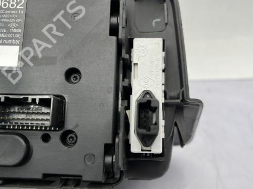 Display monitor RENAULT CLIO III (BR0/1, CR0/1) 1.5 dCi | BP23680784C48 