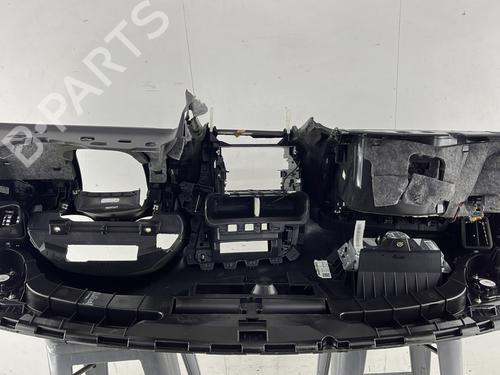 Dashboard AUDI Q5 (8RB) 2.0 TDI | BP30614645C46 