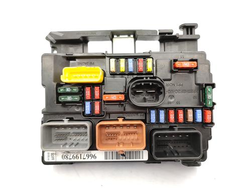 Used Fuse box PEUGEOT 207 (WA_, WC_) 1.4 (73 hp) 23681562