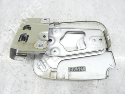 fuel-flap-dacia-duster-hs_-2010-2011-2012-2013-2014-2015-2016-2017-2018-23697738 main image