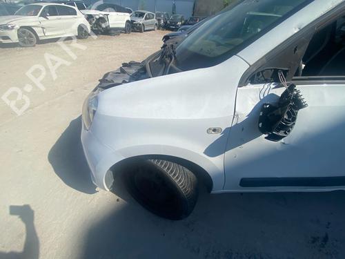 Right taillight RENAULT TWINGO III (BCM_, BCA_) 1.0 SCe 70 | BP27704722C35 - Image 44