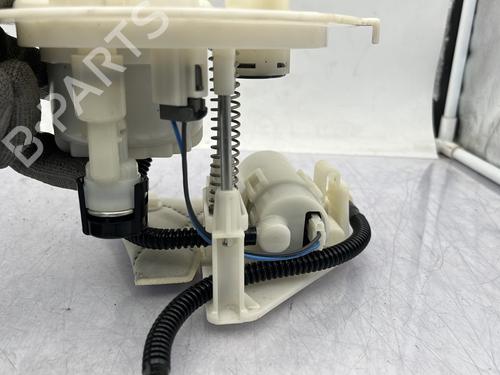 Used Fuel pump Fuel pump TOYOTA IQ (_J1_) 1.0 (KGJ10_, KGJ10R) (68 hp) 33800995 33800995