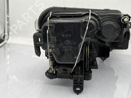 Left headlight VW PHAETON (3D1, 3D2, 3D3, 3D4, 3D6, 3D7, 3D8, 3D9) 3.0 V6 TDI 4motion | BP30125612C28