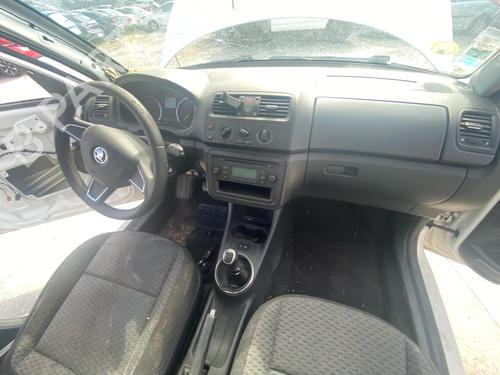 Dashboard SKODA FABIA II (542) 1.6 TDI | BP37079446C46 - Image 33