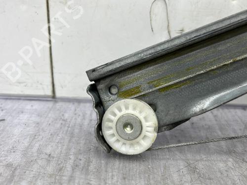 Used Front right window mechanism Front right window mechanism RENAULT CLIO IV (BH_) 1.5 dCi 75 (75 hp) 23756284 23756284