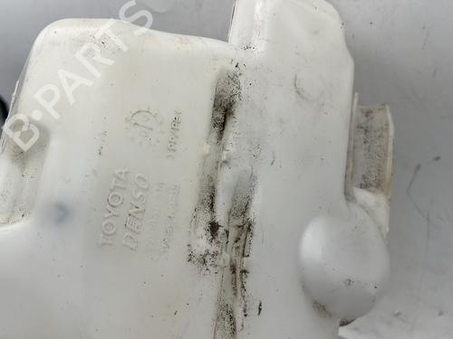 Windscreen washer tank TOYOTA IQ (_J1_) 1.0 (KGJ10_, KGJ10R) | BP29968121C113 