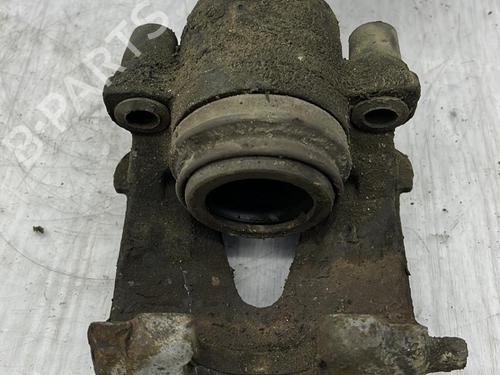 Used Left front brake caliper Left front brake caliper VW GOLF V (1K1) 1.9 TDI (105 hp) 23704609 23704609